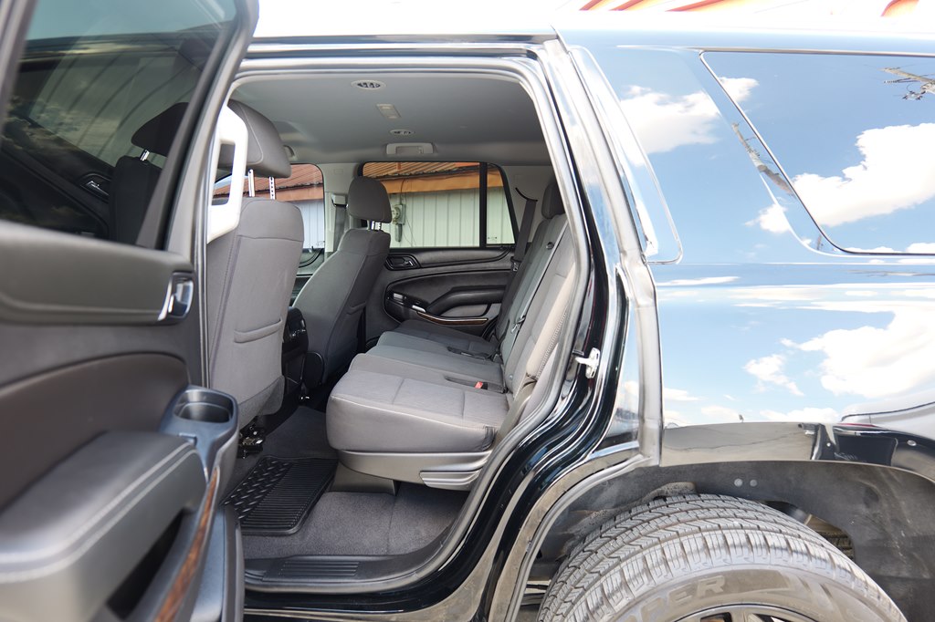 Photo 28 of this CHEVROLET TAHOE