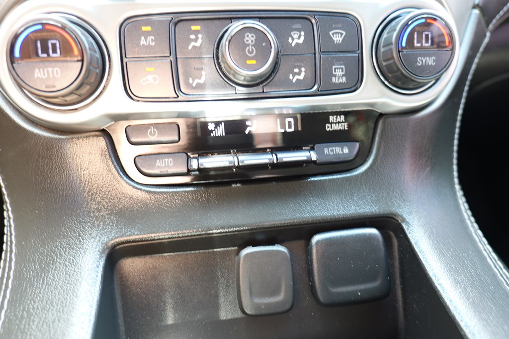 Photo 24 of this CHEVROLET TAHOE