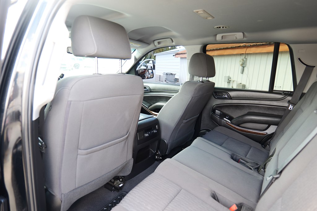 Photo 29 of this CHEVROLET TAHOE