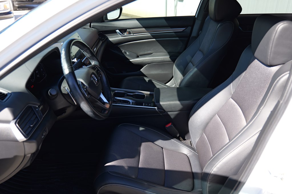 Used Car 2020 Honda Accord  Sport For Sale Under $25,000 In Baker, Louisiana