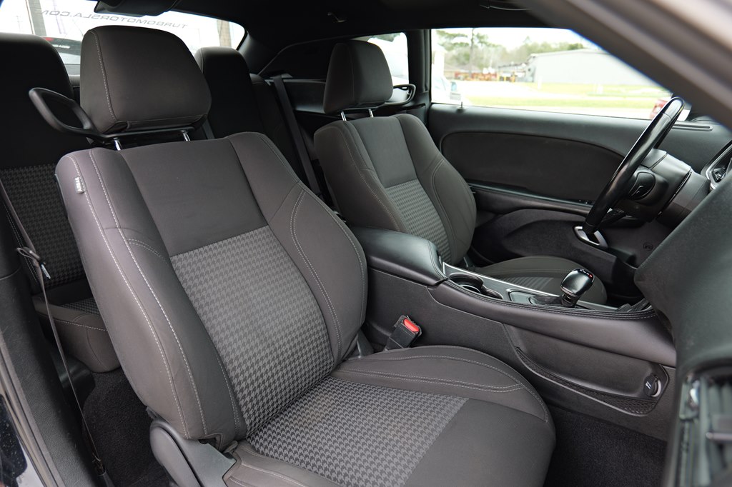 Used Car 2020 Dodge Challenger  Sxt For Sale Under $20,000 In Baker, Louisiana