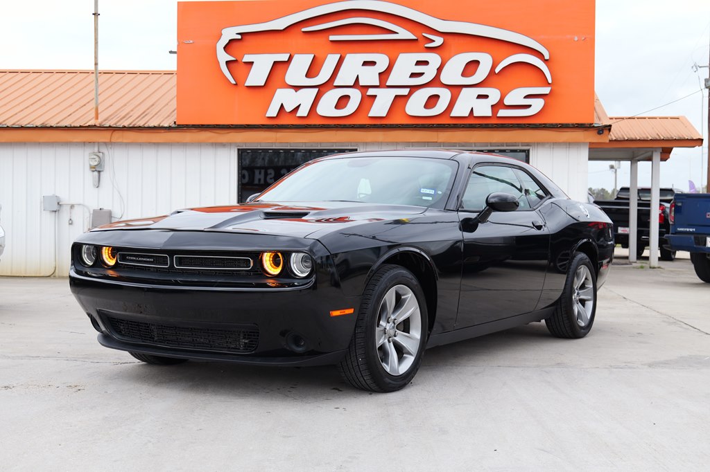 Used Car 2020 Dodge Challenger  Sxt For Sale Under $20,000 In Baker, Louisiana