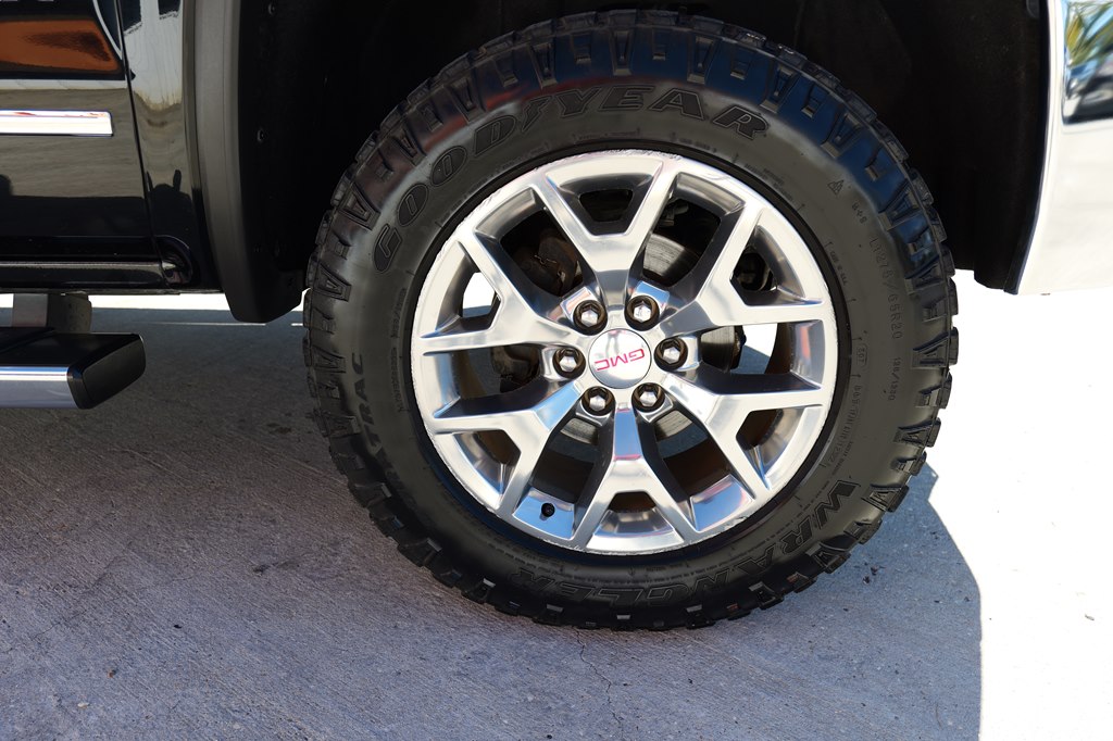 Photo 58 of this GMC SIERRA