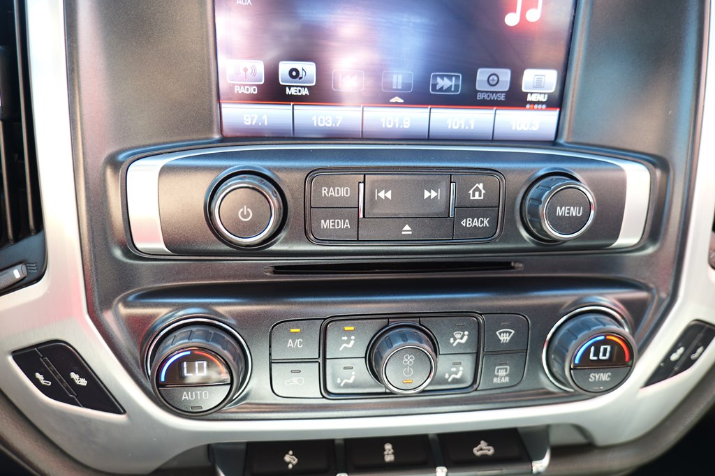 Photo 23 of this GMC SIERRA