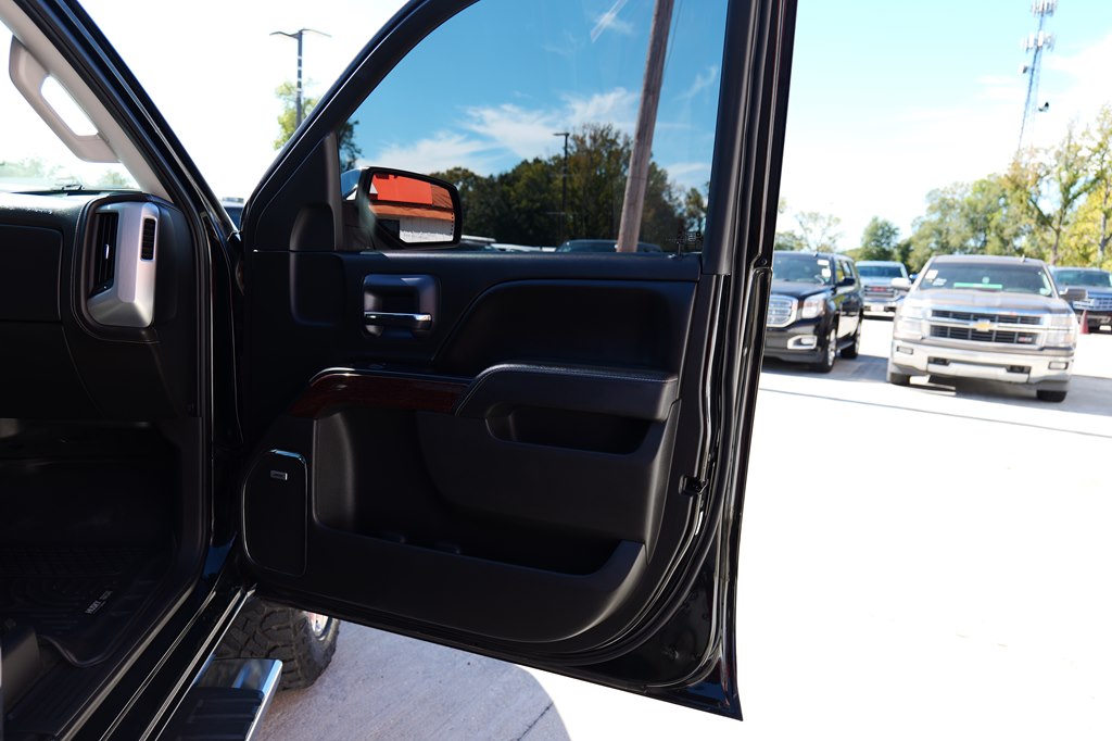 Photo 55 of this GMC SIERRA