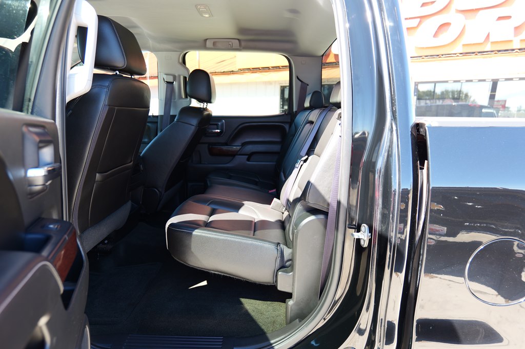 Photo 35 of this GMC SIERRA