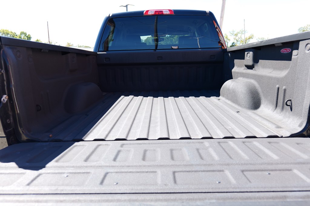 Photo 44 of this GMC SIERRA