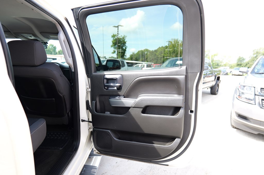 Photo 37 of this CHEVROLET SILVERADO 1500