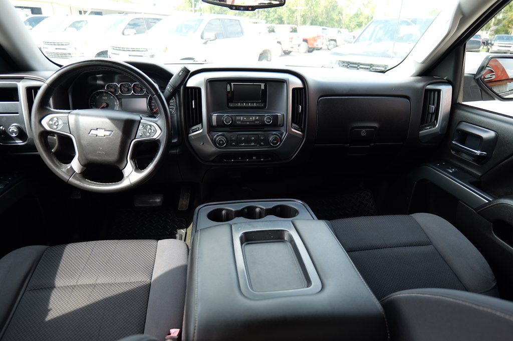 Photo 32 of this CHEVROLET SILVERADO 1500