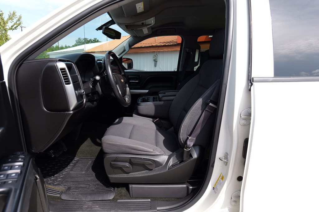 Photo 8 of this CHEVROLET SILVERADO 1500