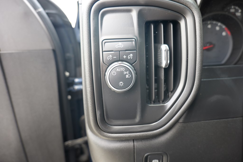 Used Car 2020 Chevrolet Silverado 1500  Custom For Sale Under $25,000 In Baker, Louisiana