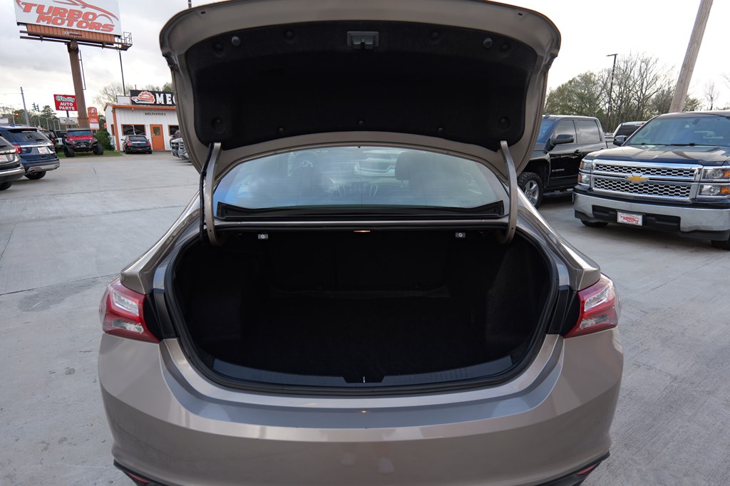 Used Car 2022 Chevrolet Malibu  Lt For Sale Under $20,000 In Baker, Louisiana