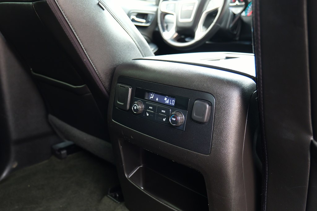 Used Car 2017 Gmc Yukon  Slt For Sale Under $25,000 In Baker, Louisiana