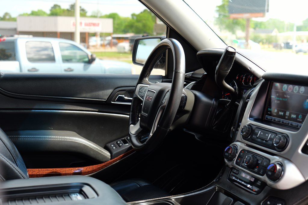 Used Car 2017 Gmc Yukon  Slt For Sale Under $25,000 In Baker, Louisiana