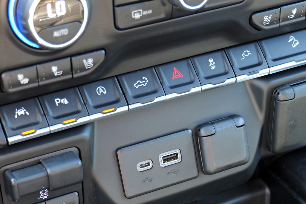 Used Car 2019 Chevrolet Silverado 1500  High Country For Sale Under $35,000 In Baker, Louisiana