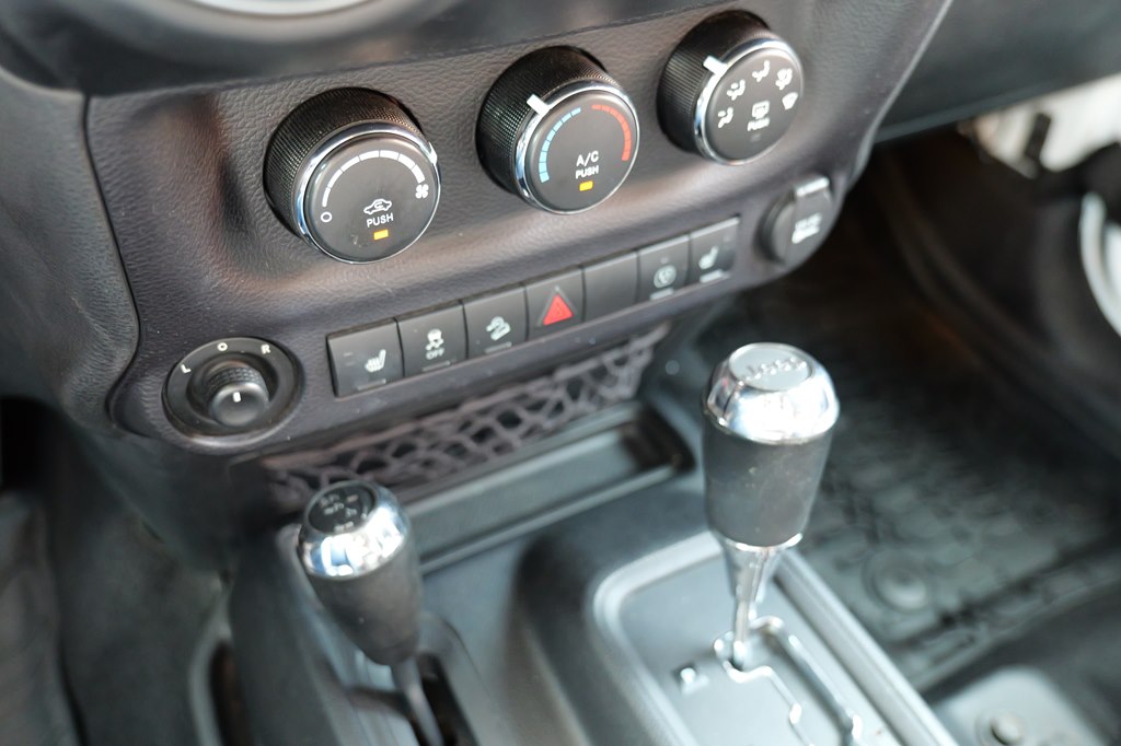 Used Car 2016 Jeep Wrangler Unlimi  Sahara For Sale Under $25,000 In Baker, Louisiana