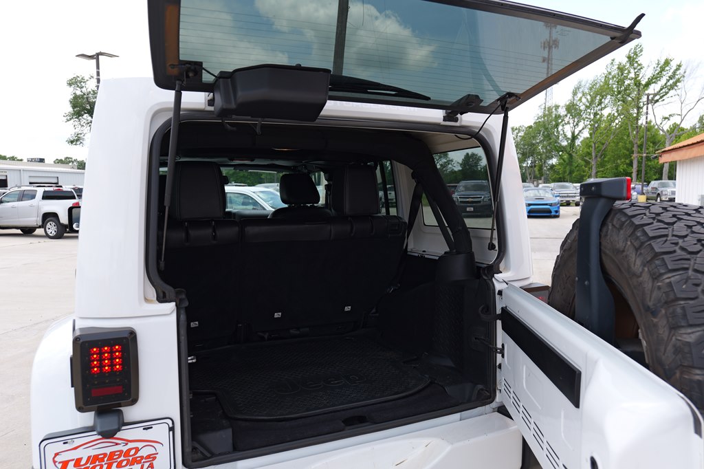 Used Car 2016 Jeep Wrangler Unlimi  Sahara For Sale Under $25,000 In Baker, Louisiana