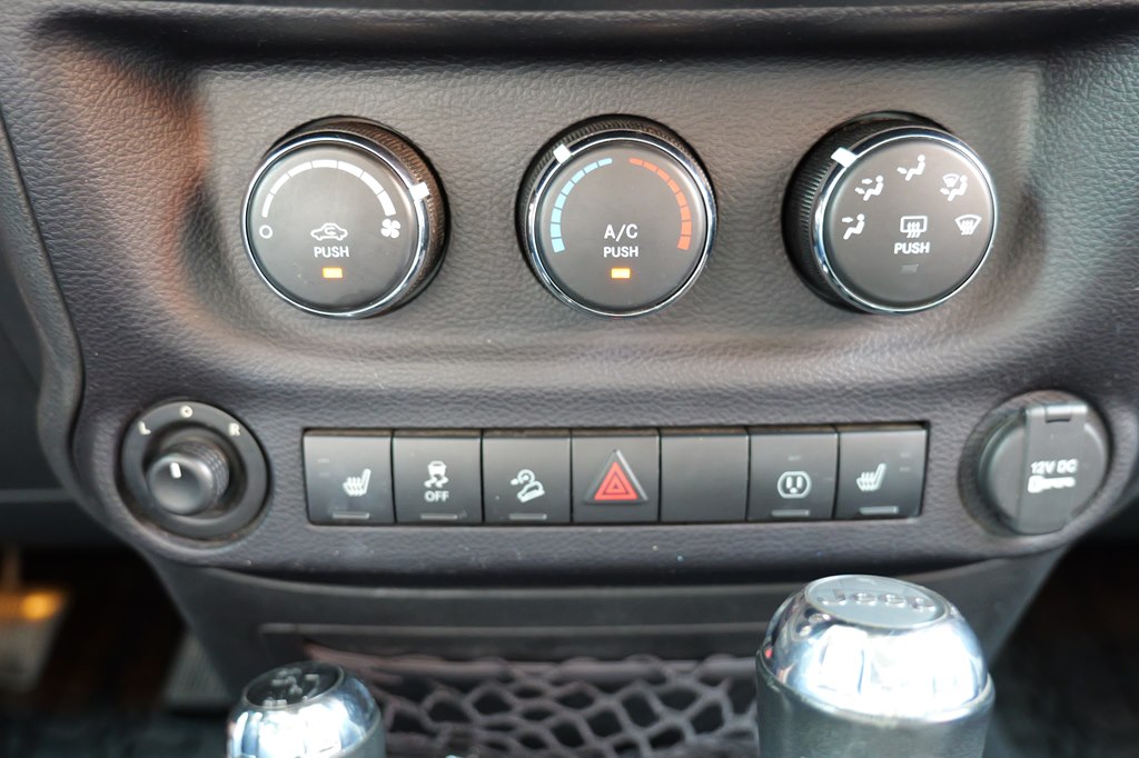 Used Car 2016 Jeep Wrangler Unlimi  Sahara For Sale Under $25,000 In Baker, Louisiana