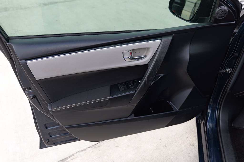 Used Car 2019 Toyota Corolla  Le For Sale Under $20,000 In Baker, Louisiana