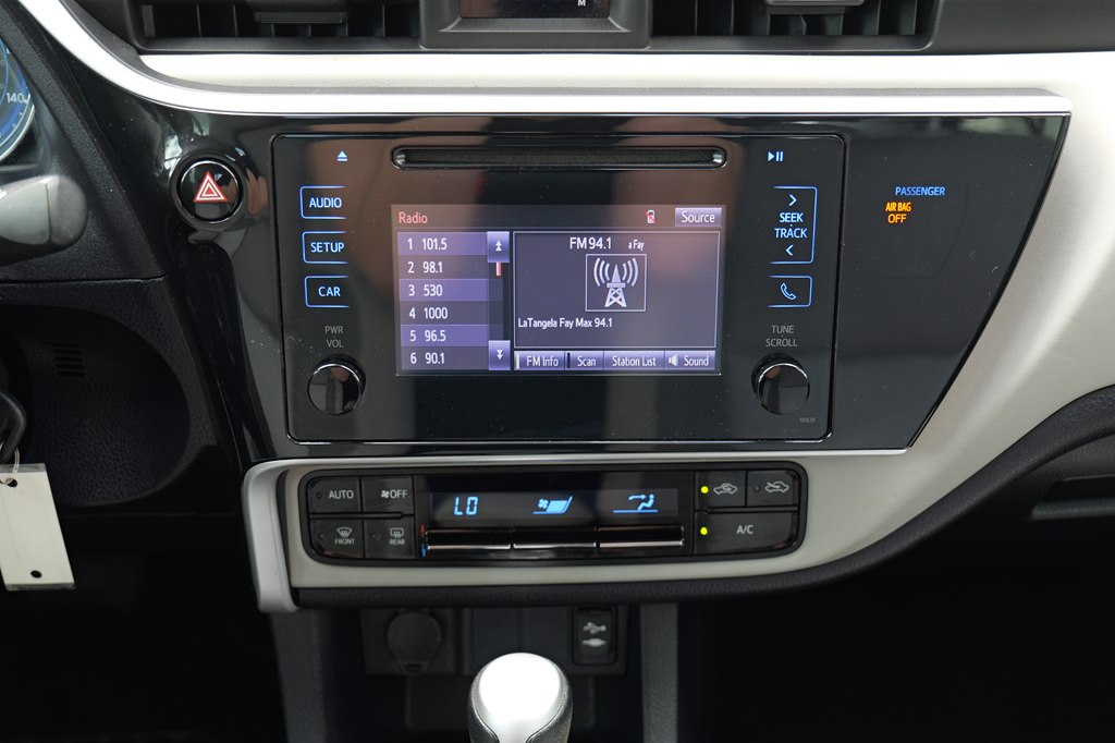 Used Car 2019 Toyota Corolla  Le For Sale Under $20,000 In Baker, Louisiana