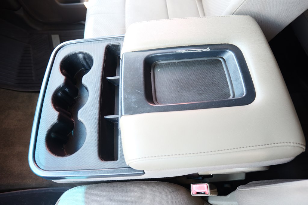 Photo 28 of this CHEVROLET SILVERADO 1500
