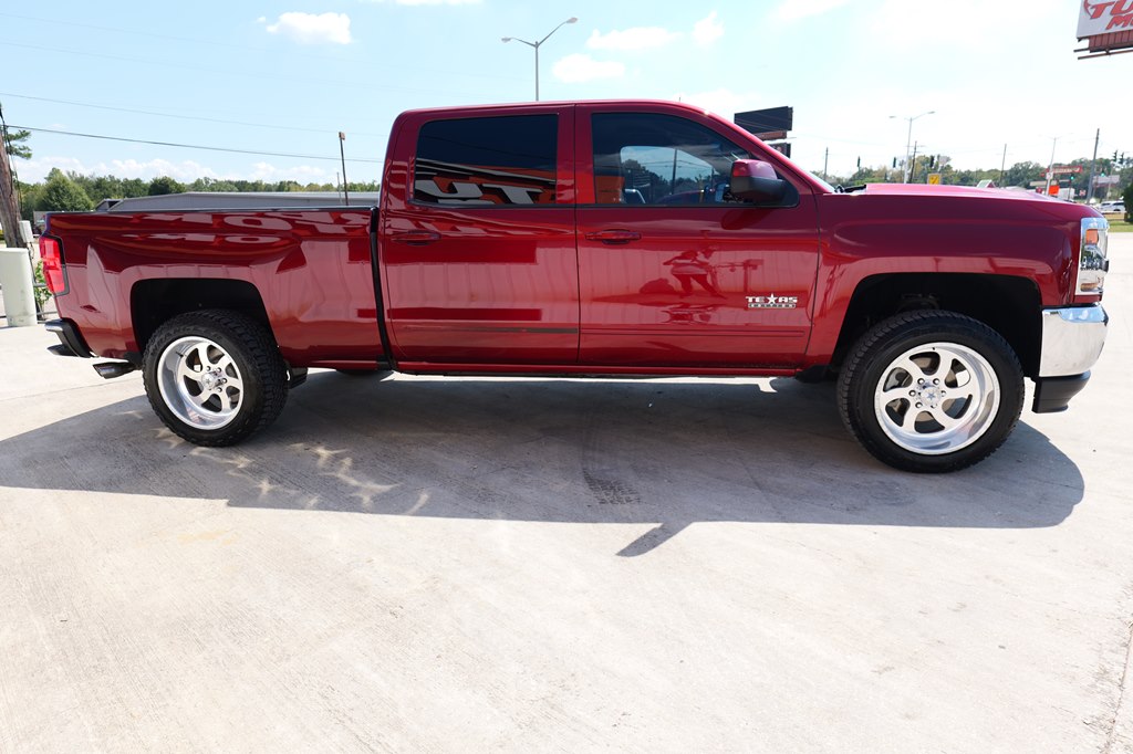 Photo 4 of this CHEVROLET SILVERADO 1500