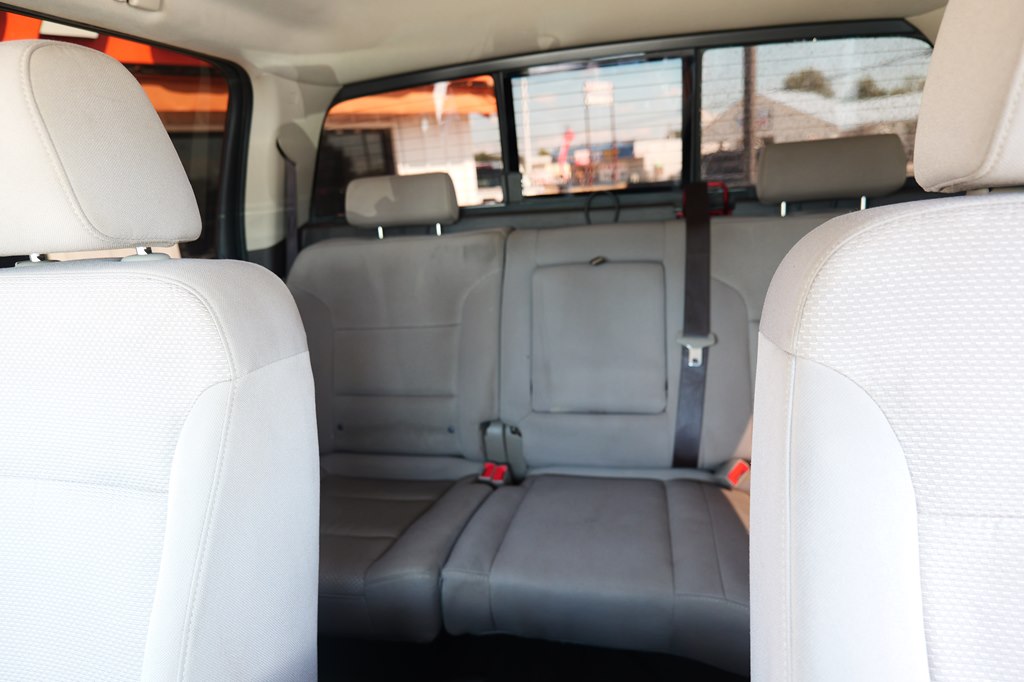 Photo 31 of this CHEVROLET SILVERADO 1500