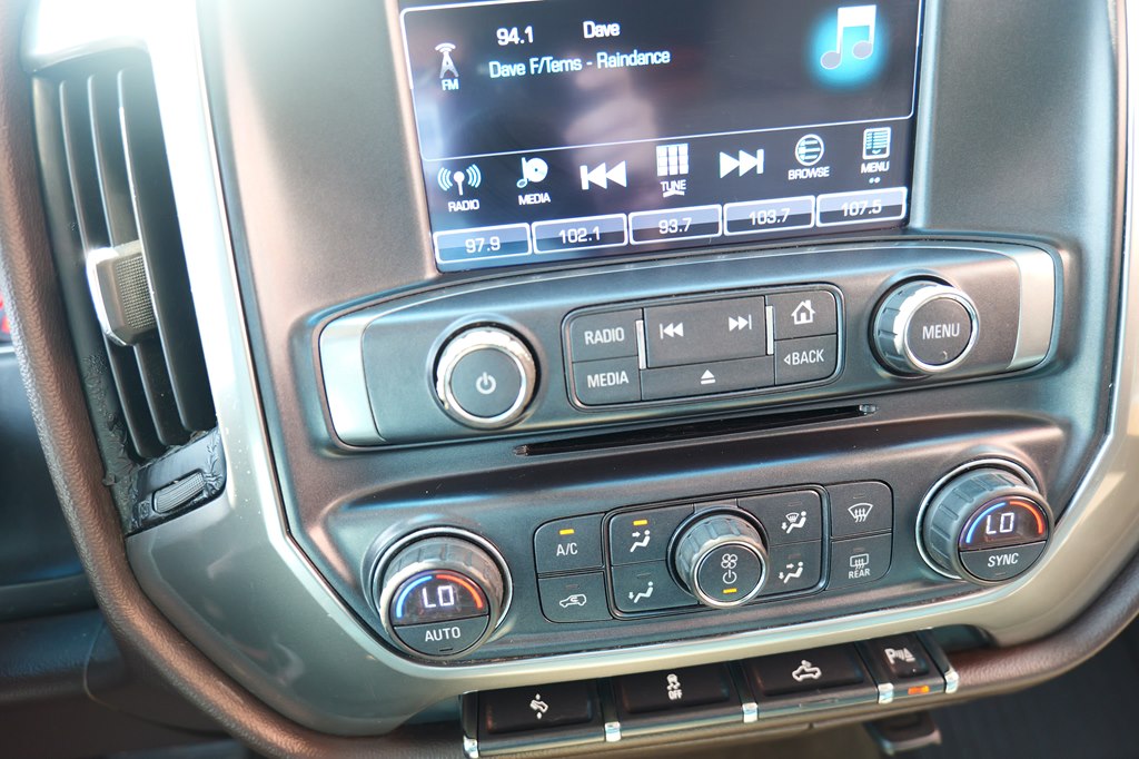 Photo 24 of this CHEVROLET SILVERADO 1500