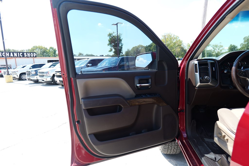 Photo 15 of this CHEVROLET SILVERADO 1500