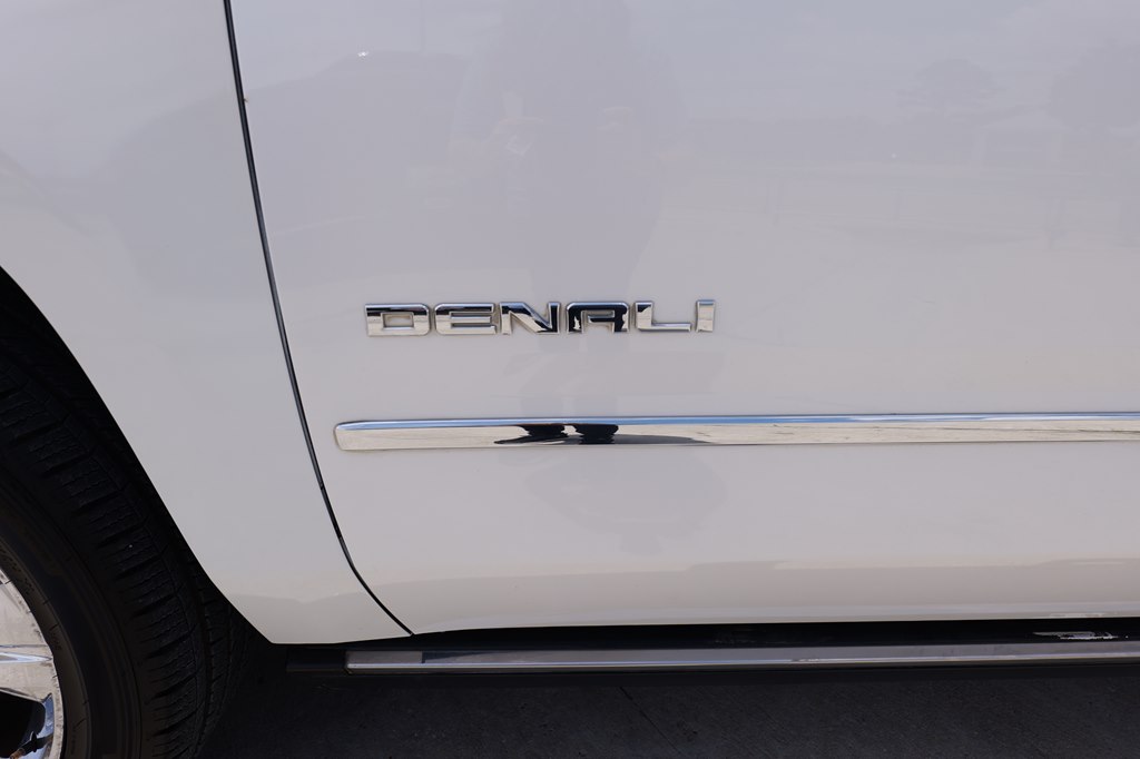 Used Car 2017 Gmc Yukon Xl  Denali For Sale Under $25,000 In Baker, Louisiana