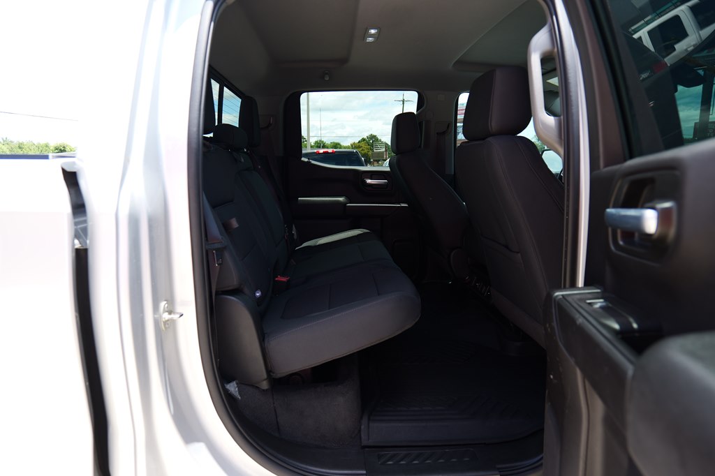 Photo 34 of this CHEVROLET SILVERADO 1500
