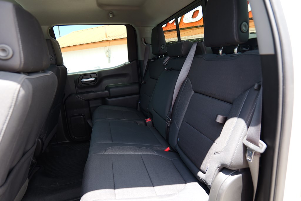 Photo 28 of this CHEVROLET SILVERADO 1500