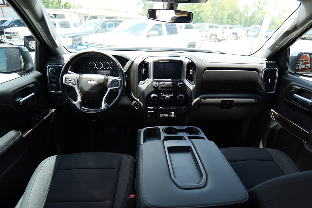 Photo 32 of this CHEVROLET SILVERADO 1500