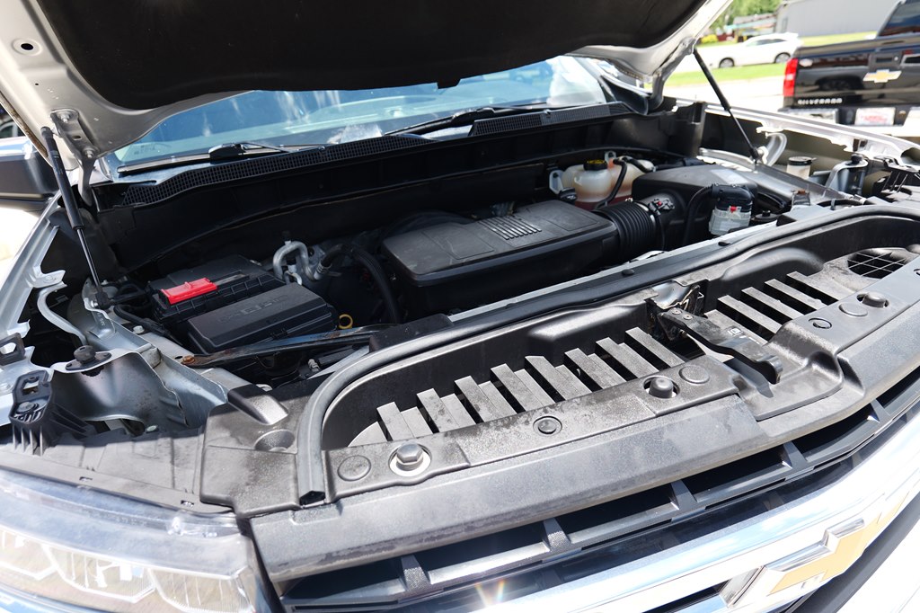 Photo 44 of this CHEVROLET SILVERADO 1500