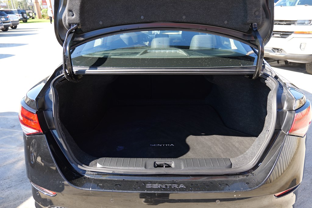 Used Car 2021 Nissan Sentra  Sr For Sale Under $20,000 In Baker, Louisiana