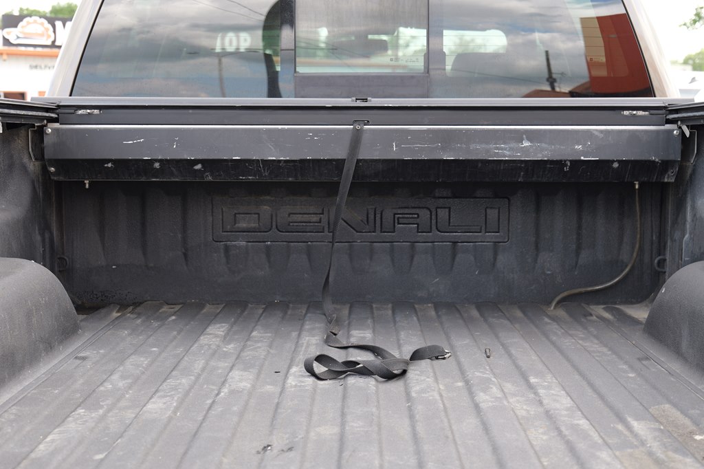 Used Car 2015 Gmc Sierra  1500 Denali For Sale Under $30,000 In Baker, Louisiana