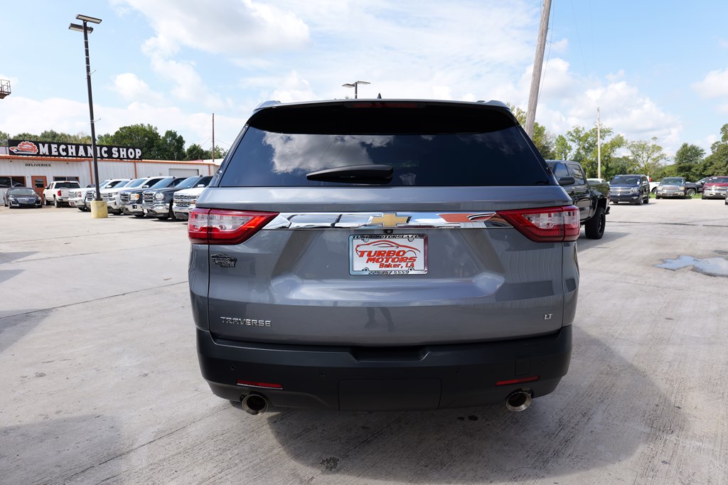 Photo 6 of this CHEVROLET TRAVERSE