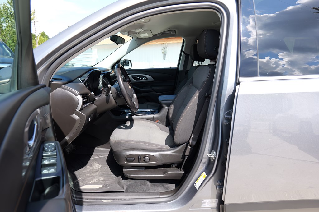 Photo 56 of this CHEVROLET TRAVERSE