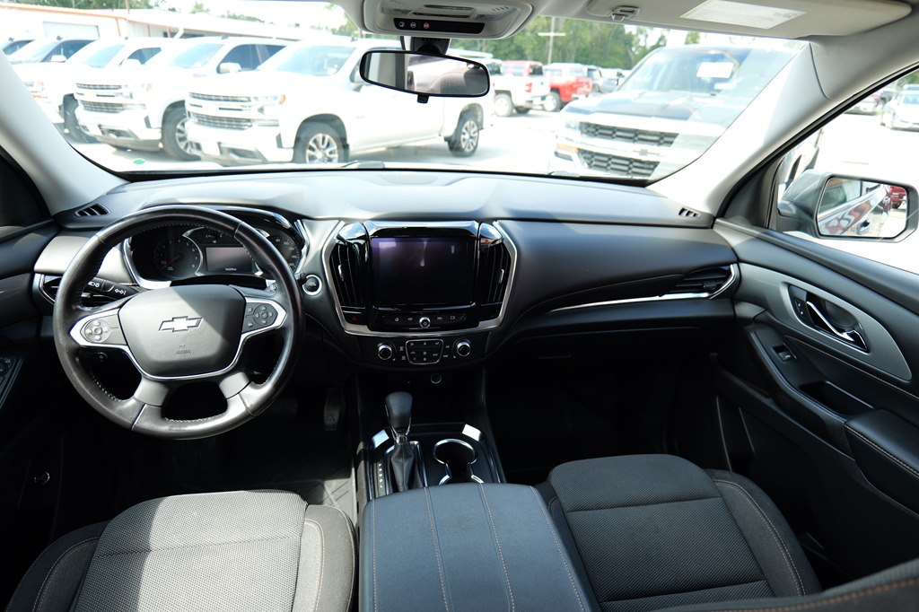 Photo 38 of this CHEVROLET TRAVERSE