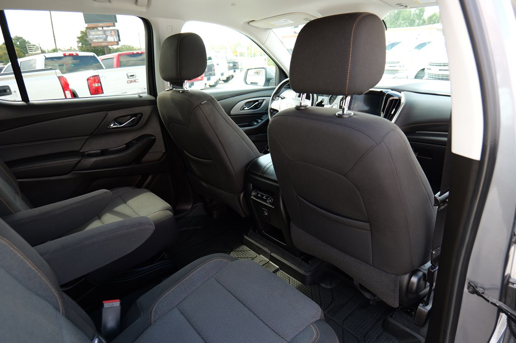 Photo 44 of this CHEVROLET TRAVERSE