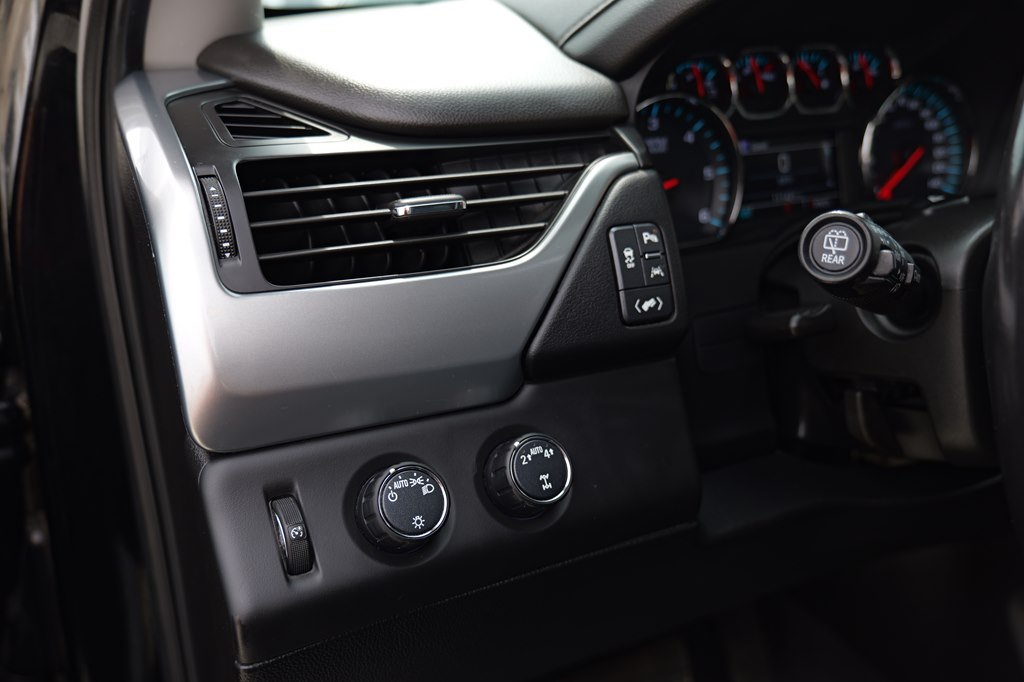 Used Car 2020 Chevrolet Tahoe  1500 Lt For Sale Under $30,000 In Baker, Louisiana
