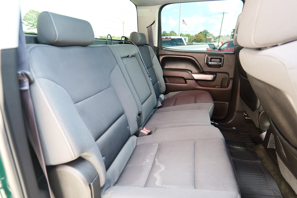 Photo 37 of this CHEVROLET SILVERADO 1500