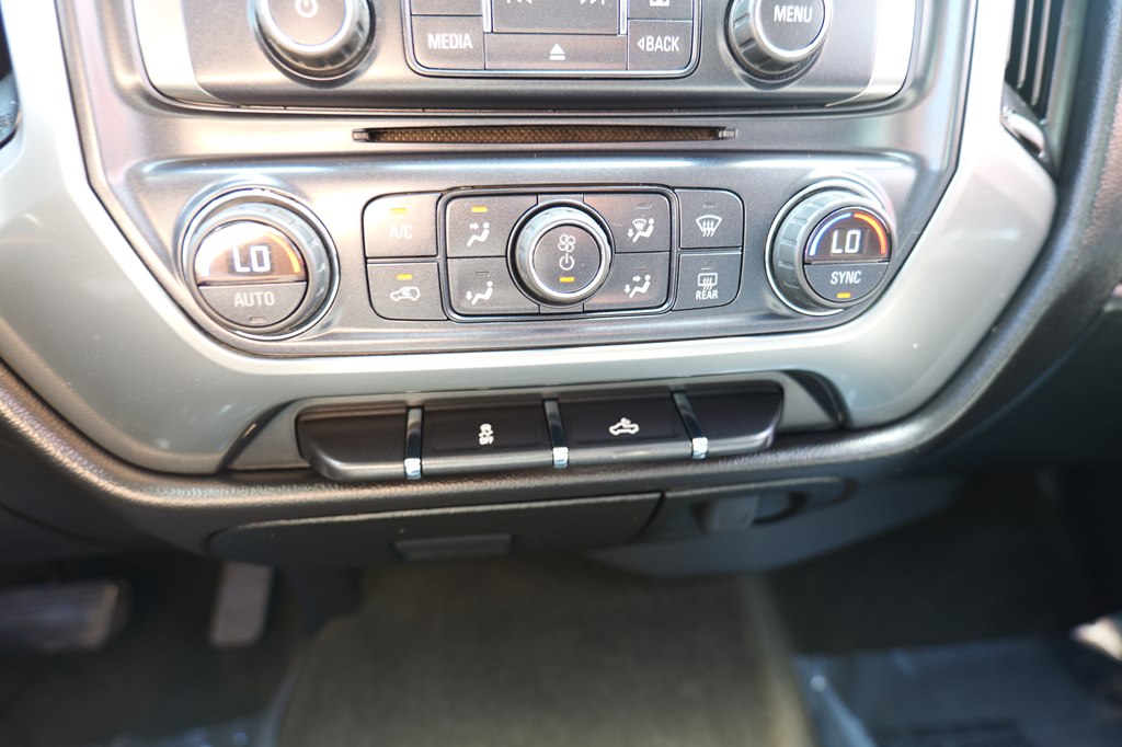 Photo 23 of this CHEVROLET SILVERADO 1500