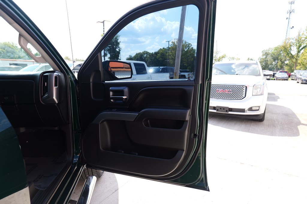 Photo 46 of this CHEVROLET SILVERADO 1500