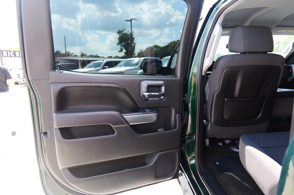 Photo 31 of this CHEVROLET SILVERADO 1500