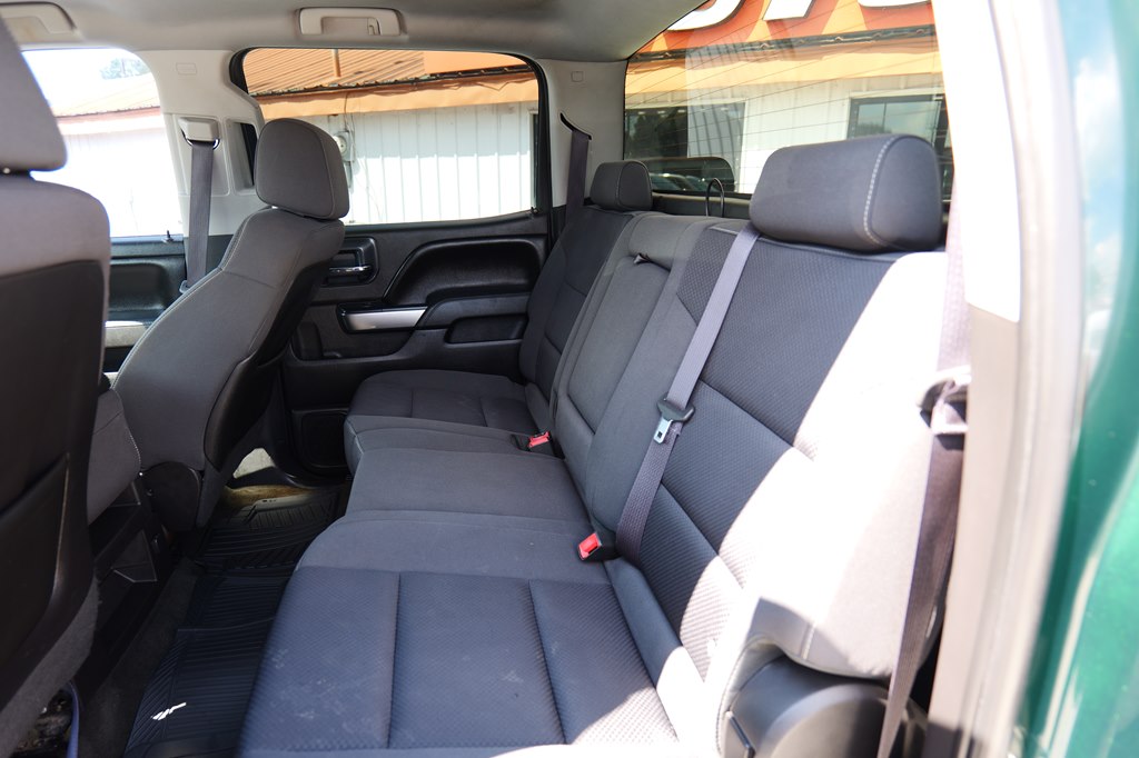 Photo 30 of this CHEVROLET SILVERADO 1500