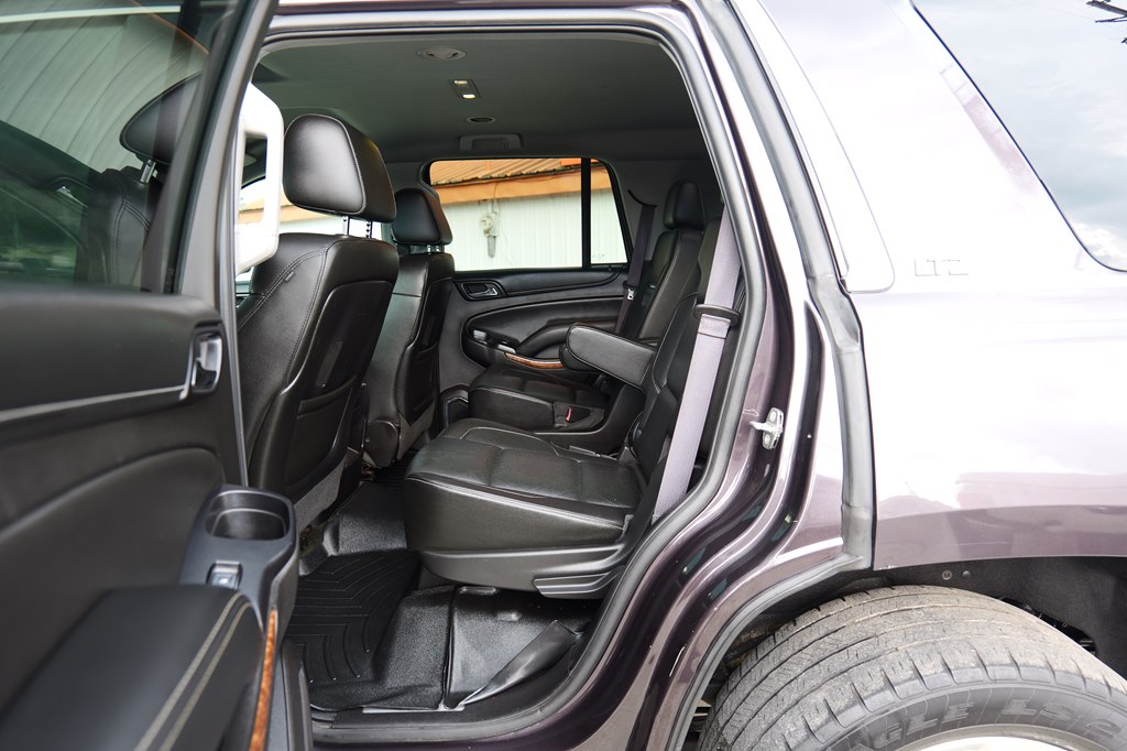 Photo 27 of this CHEVROLET TAHOE