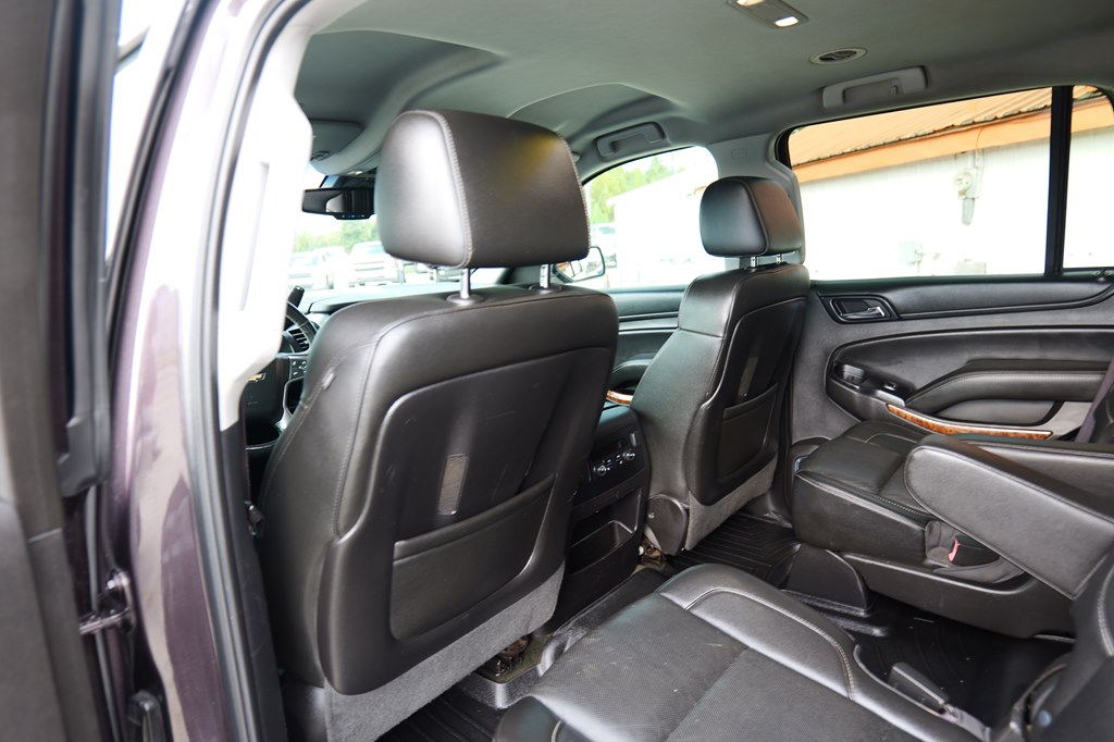 Photo 28 of this CHEVROLET TAHOE