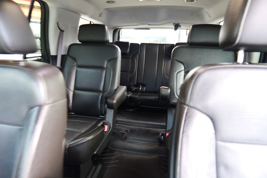 Photo 26 of this CHEVROLET TAHOE