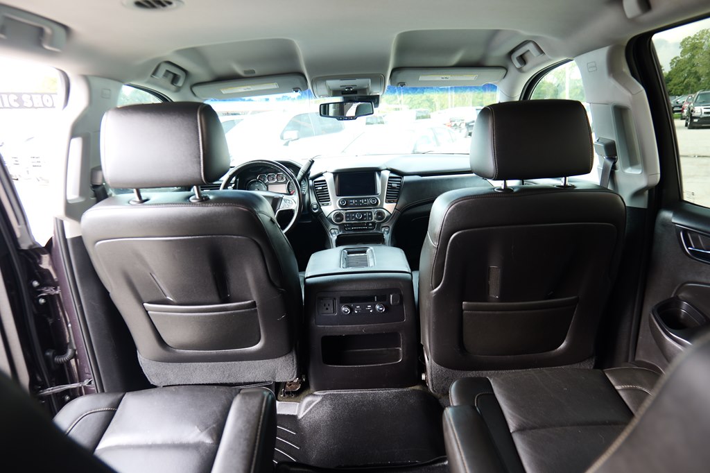Photo 34 of this CHEVROLET TAHOE